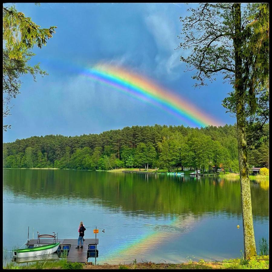 Mazurska Sarenka Villa Wiartel Buitenkant foto